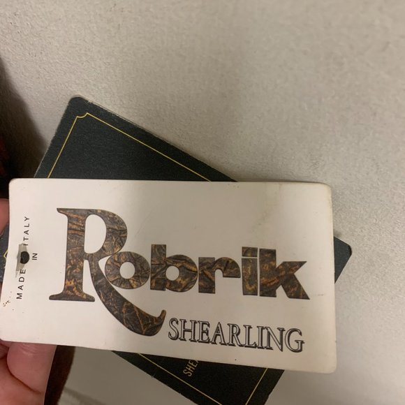 Robrik Dark Brown Cropped Shearling - Picture 4 of 5